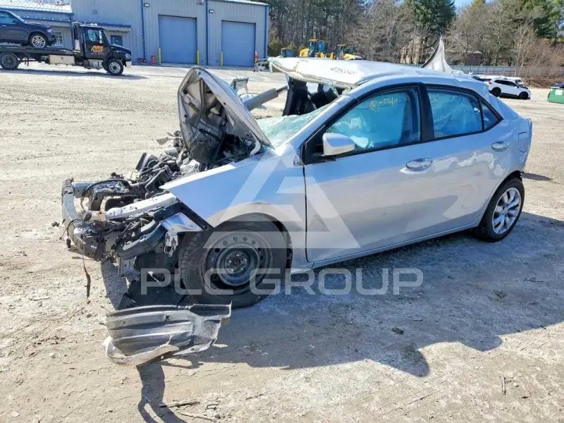 2016 Toyota COROLLA фото