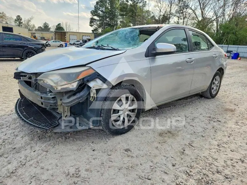 2016 Toyota COROLLA фото
