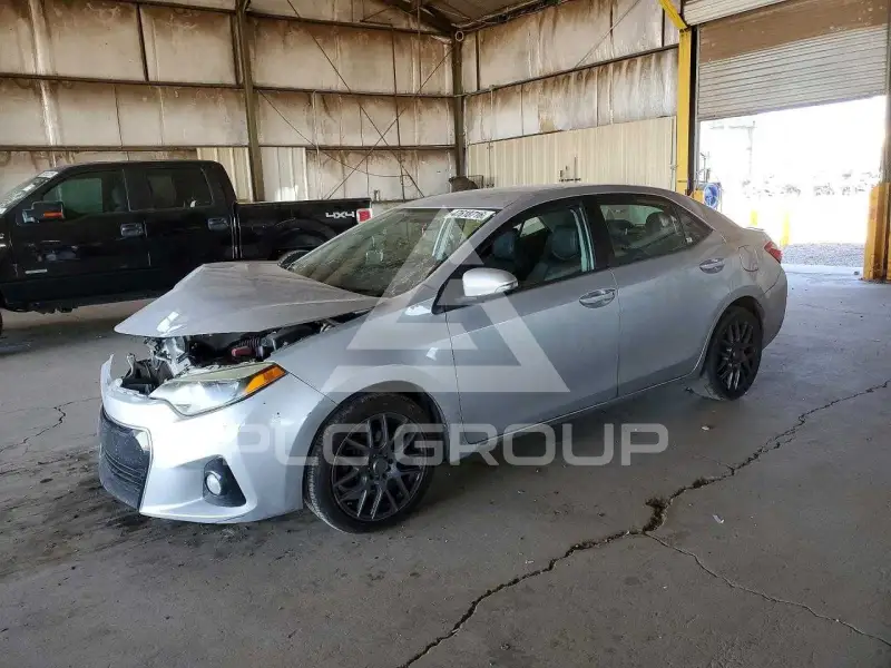 2016 Toyota COROLLA фото