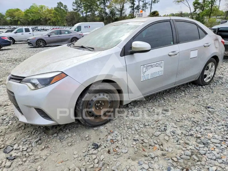 2016 Toyota COROLLA фото