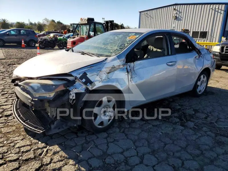 2016 Toyota COROLLA фото