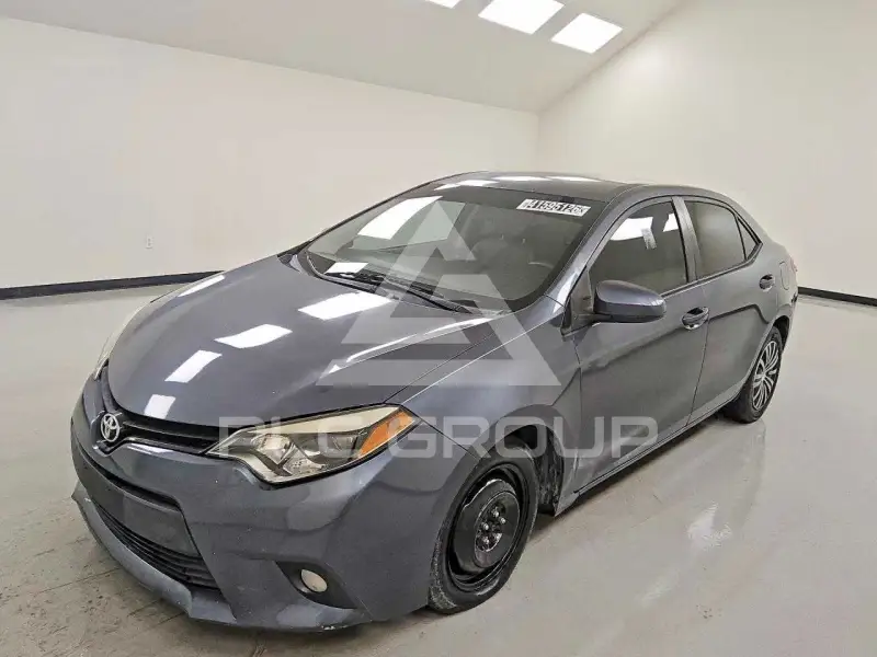 2016 Toyota COROLLA фото