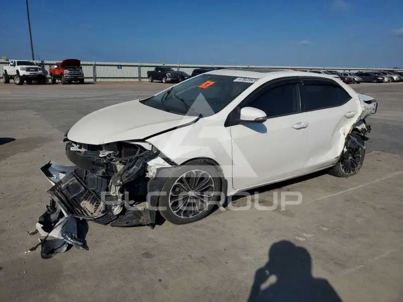 2016 Toyota COROLLA фото