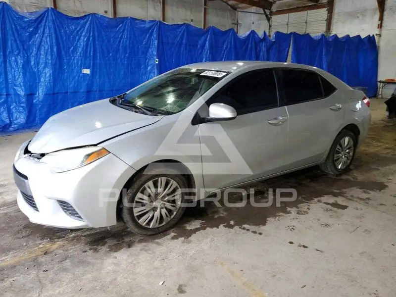 2016 Toyota COROLLA фото