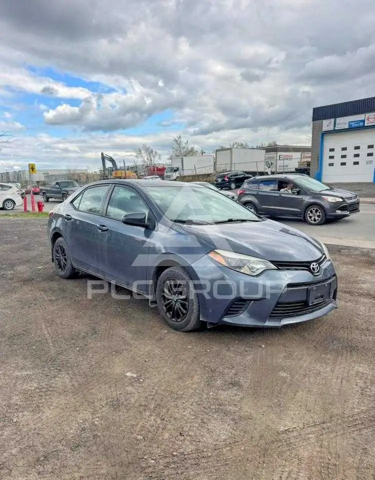 2016 Toyota COROLLA фото