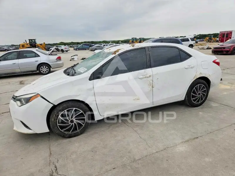 2016 Toyota COROLLA фото