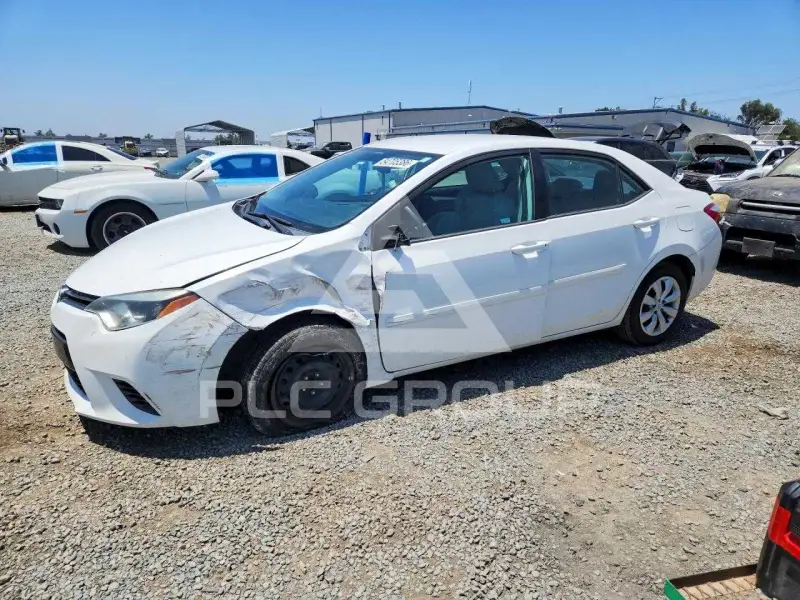 2016 Toyota COROLLA фото