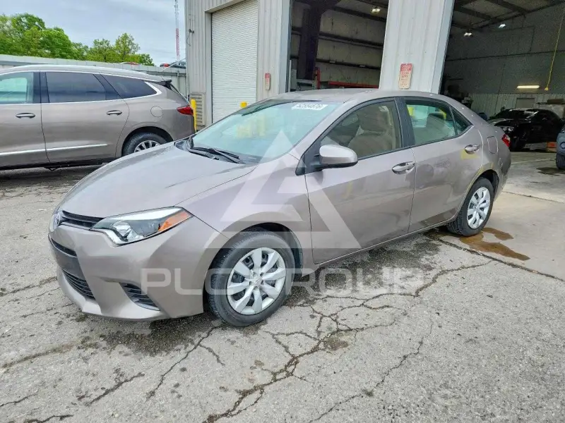 2016 Toyota COROLLA фото