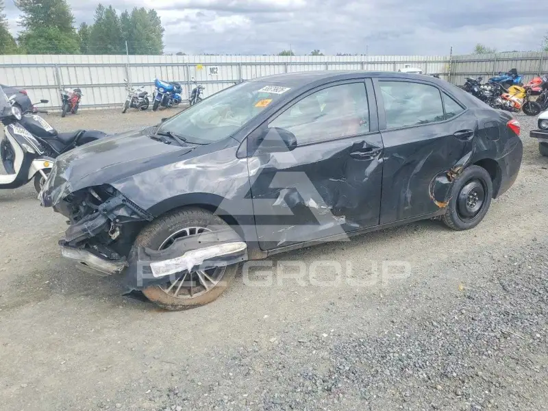 2016 Toyota COROLLA фото