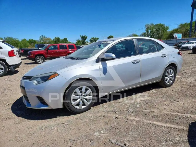 2016 Toyota COROLLA фото