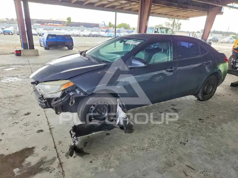 2016 Toyota COROLLA фото