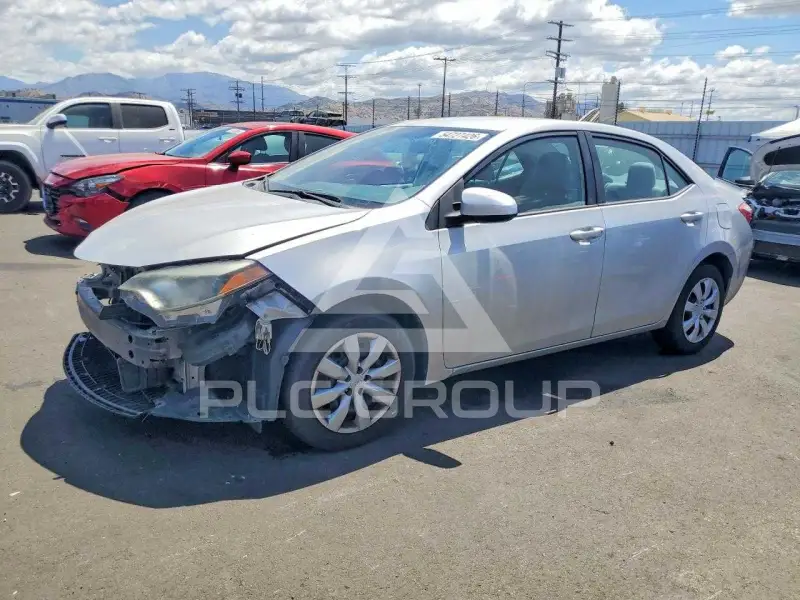 2016 Toyota COROLLA фото