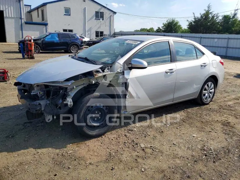 2016 Toyota COROLLA фото