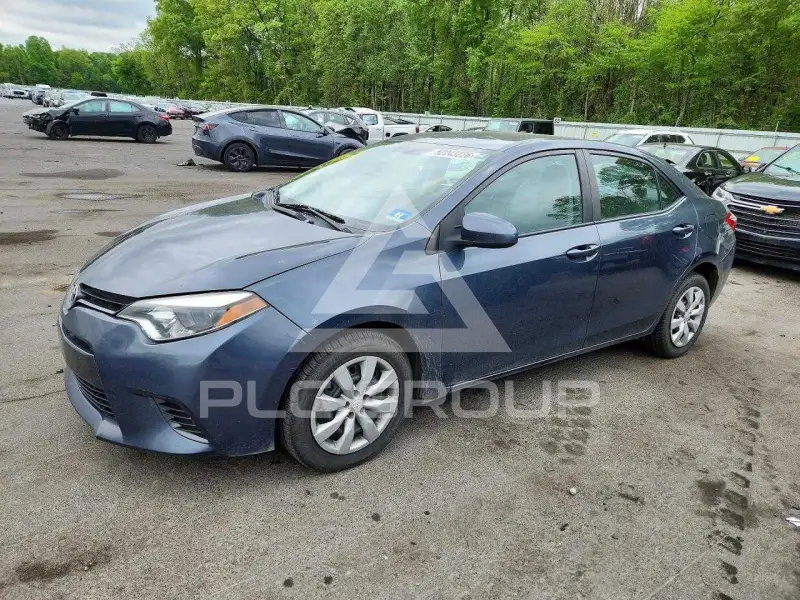 2016 Toyota COROLLA фото