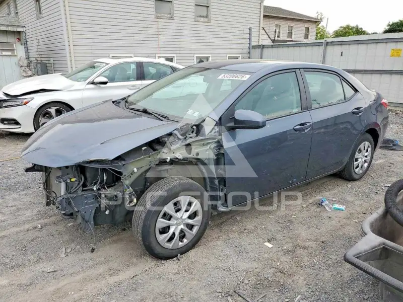 2016 Toyota COROLLA фото