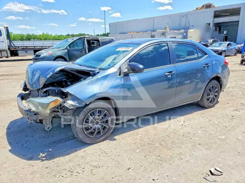2016 Toyota COROLLA фото