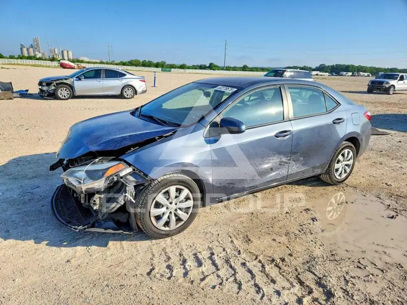 2016 Toyota COROLLA фото