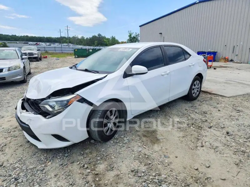 2016 Toyota COROLLA фото