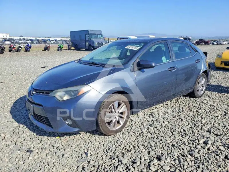 2016 Toyota COROLLA фото