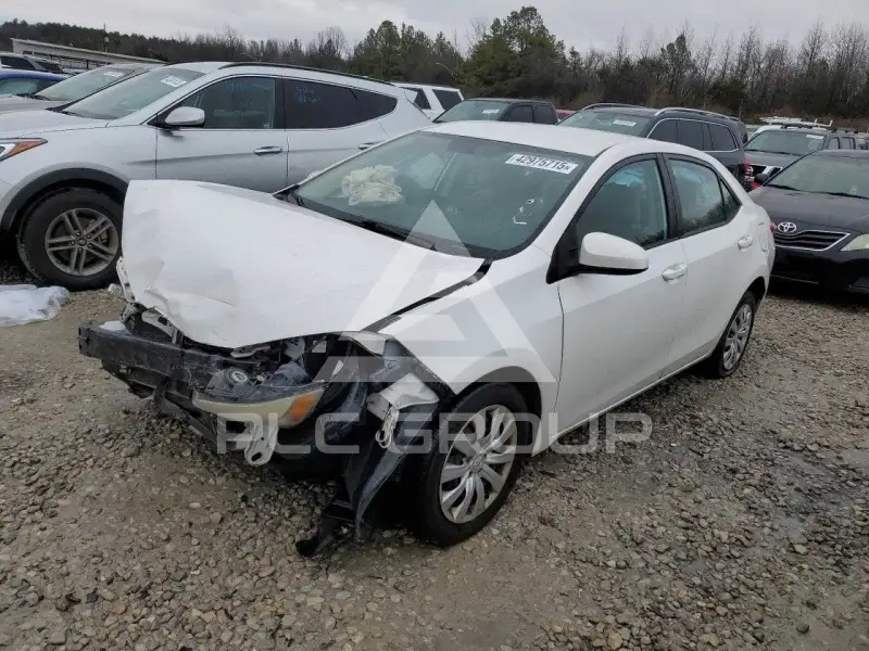 2016 Toyota COROLLA фото