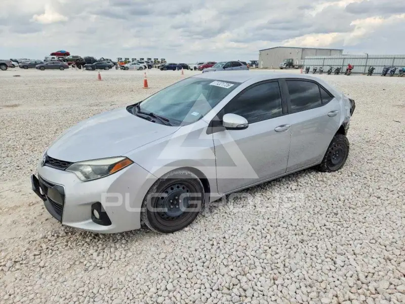 2016 Toyota COROLLA фото