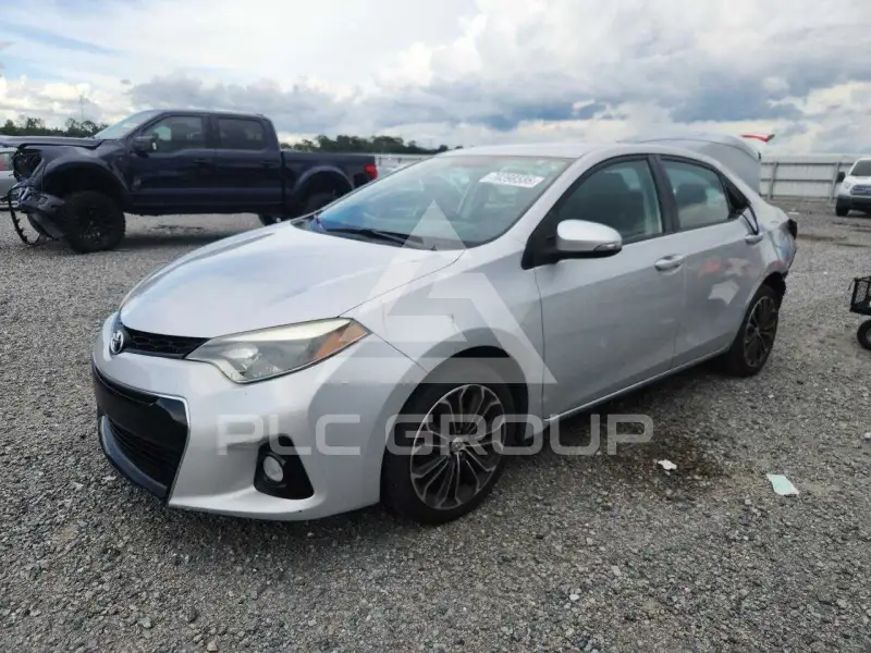 2016 Toyota COROLLA фото