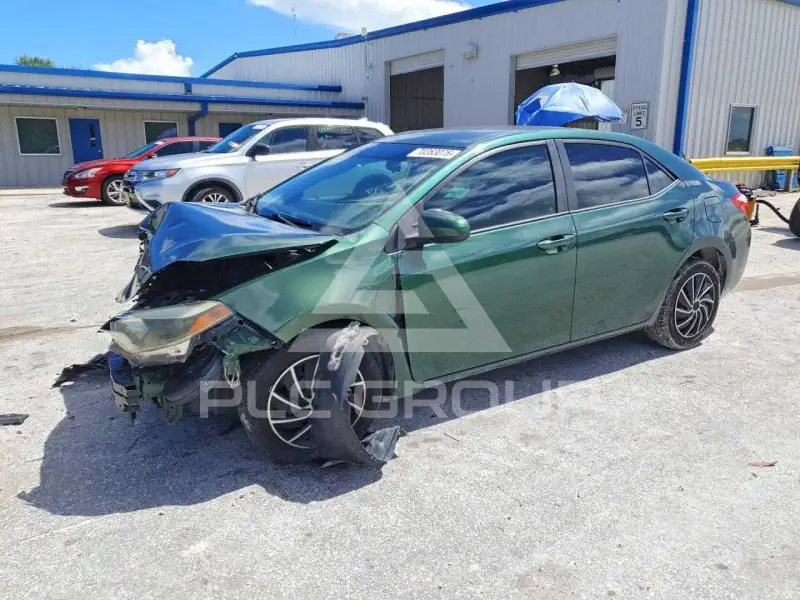 2016 Toyota COROLLA фото