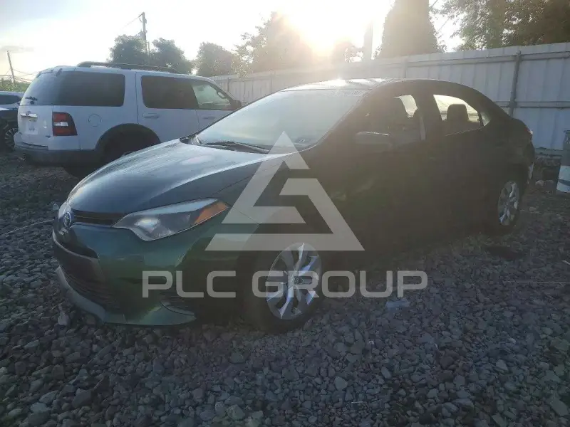 2016 Toyota COROLLA фото