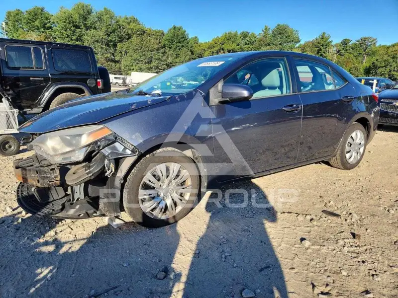 2016 Toyota COROLLA фото