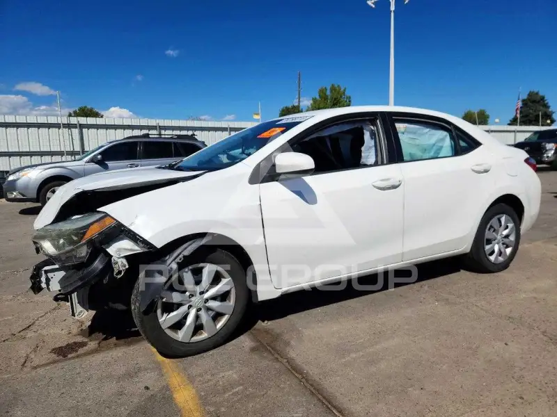 2016 Toyota COROLLA фото