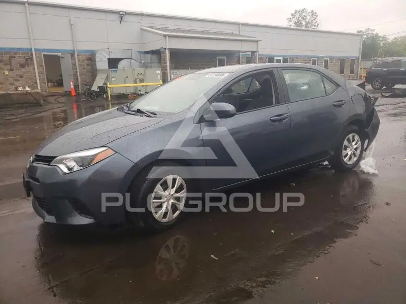 2016 Toyota COROLLA фото