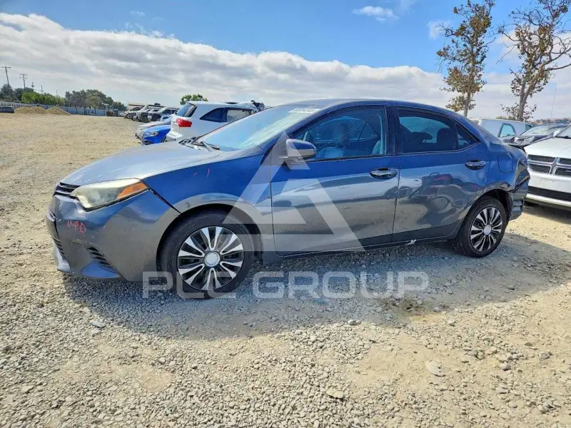 2016 Toyota COROLLA фото