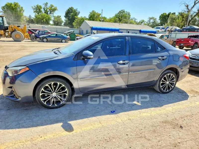 2016 Toyota COROLLA фото