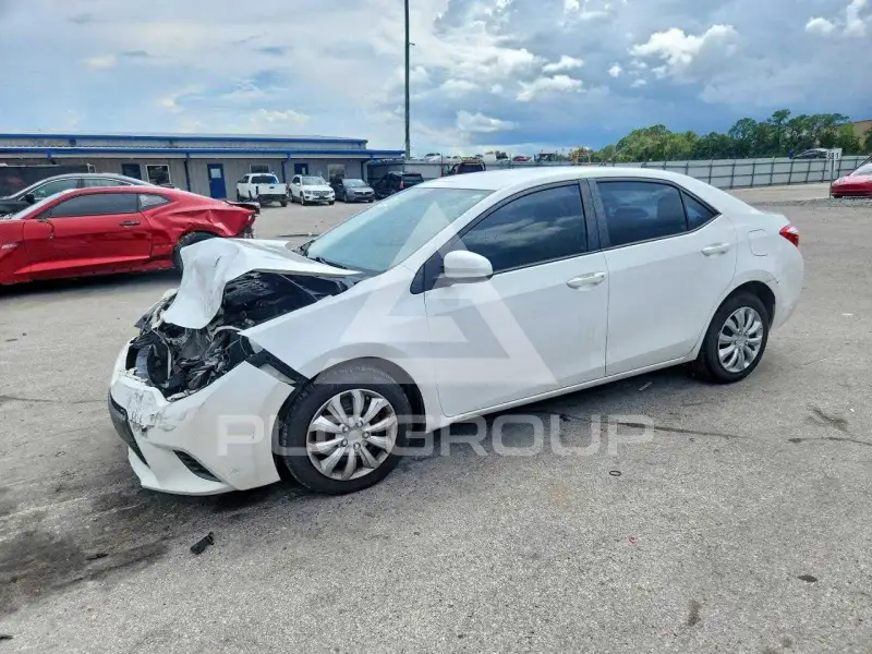 2016 Toyota COROLLA фото