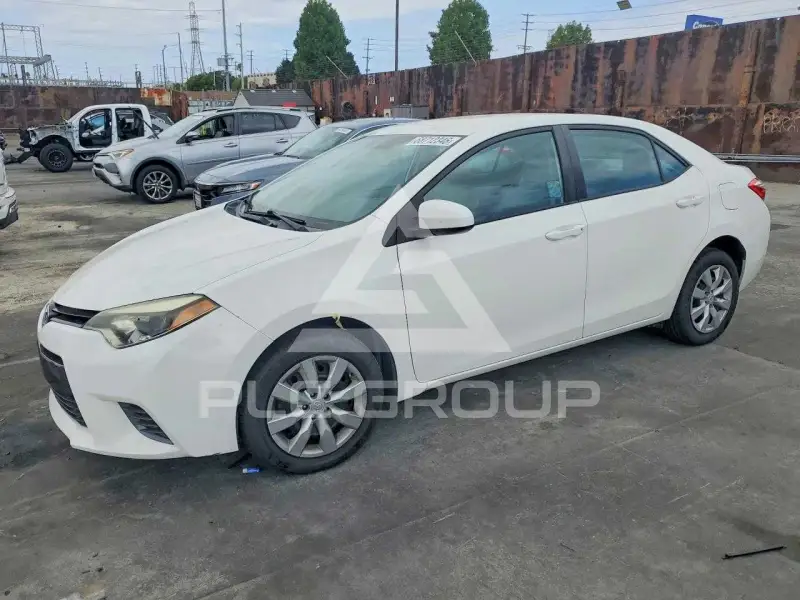 2016 Toyota COROLLA фото