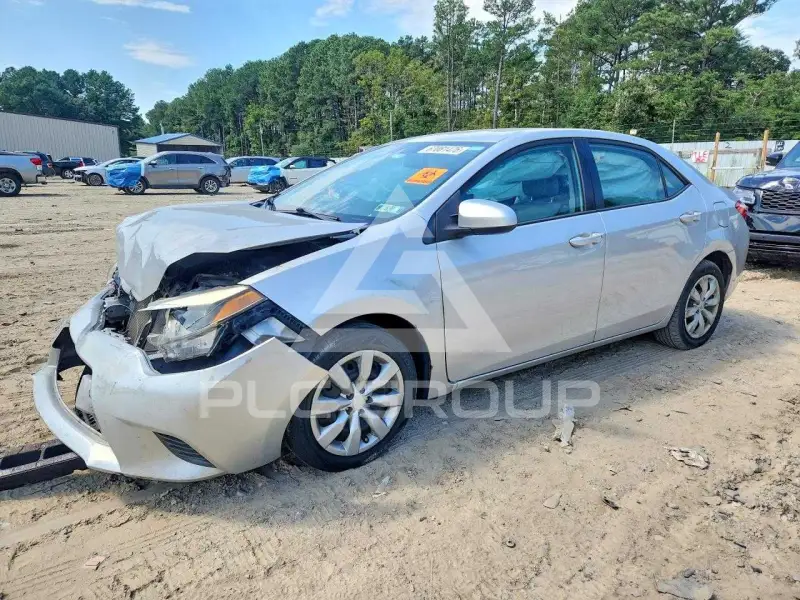 2016 Toyota COROLLA фото
