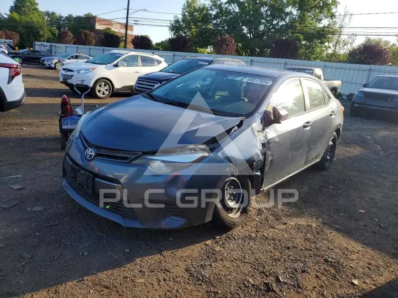 2016 Toyota COROLLA фото