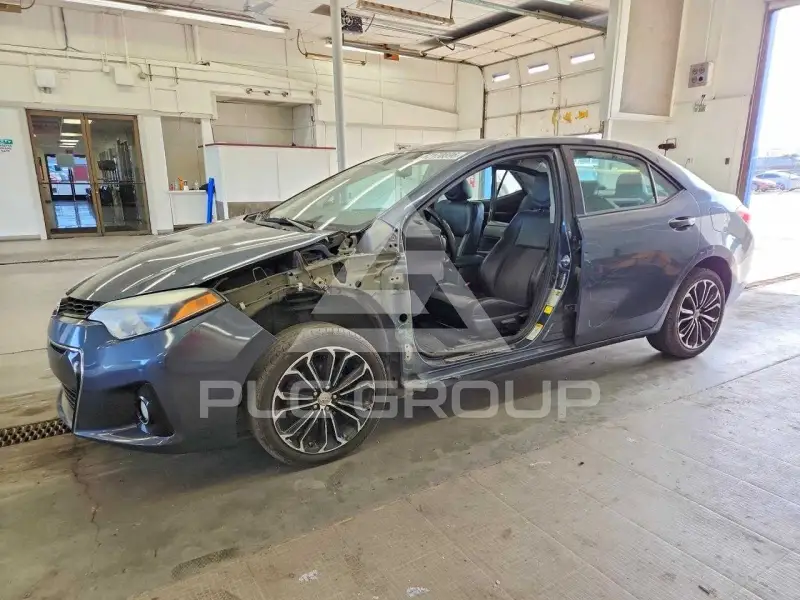 2016 Toyota COROLLA фото