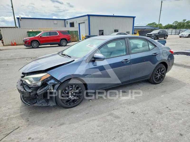 2016 Toyota COROLLA фото