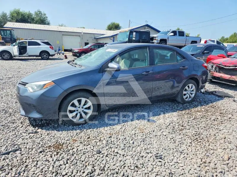 2016 Toyota COROLLA фото