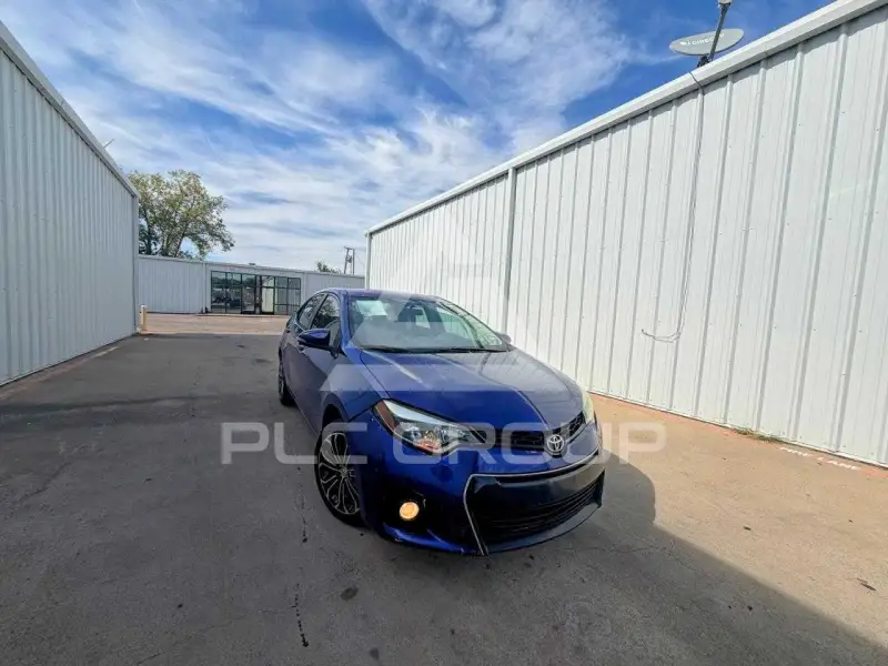 2016 Toyota COROLLA фото