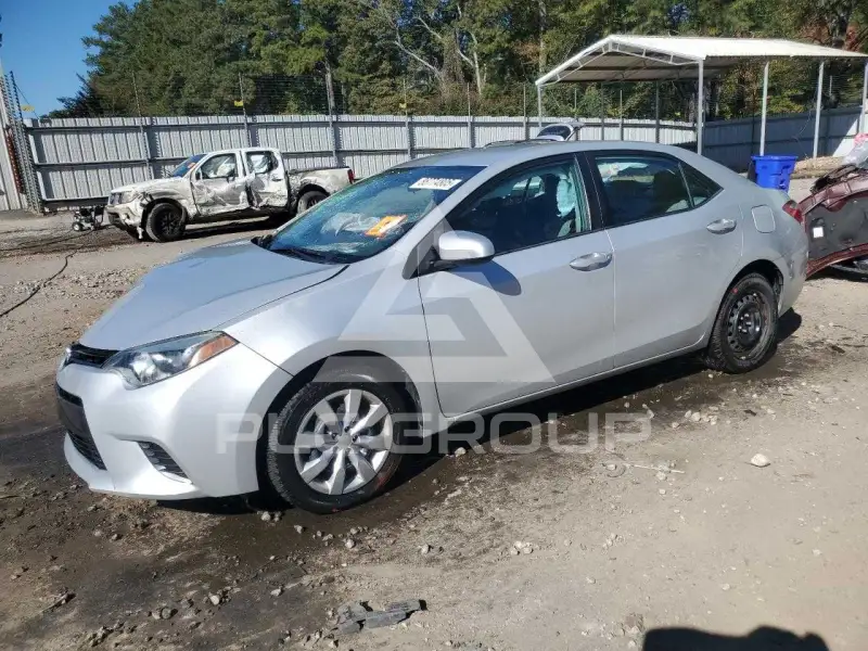 2016 Toyota COROLLA фото