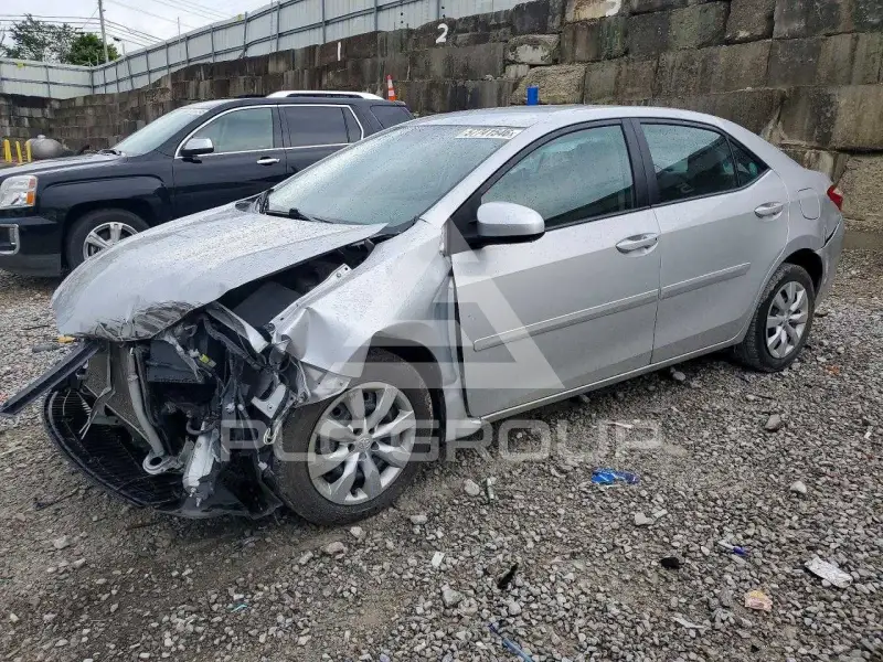 2016 Toyota COROLLA фото