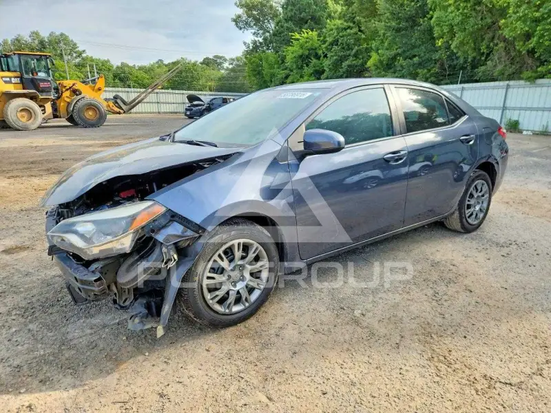 2016 Toyota COROLLA фото