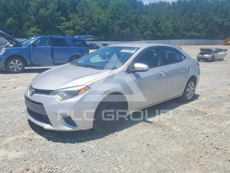 2016 Toyota COROLLA фото