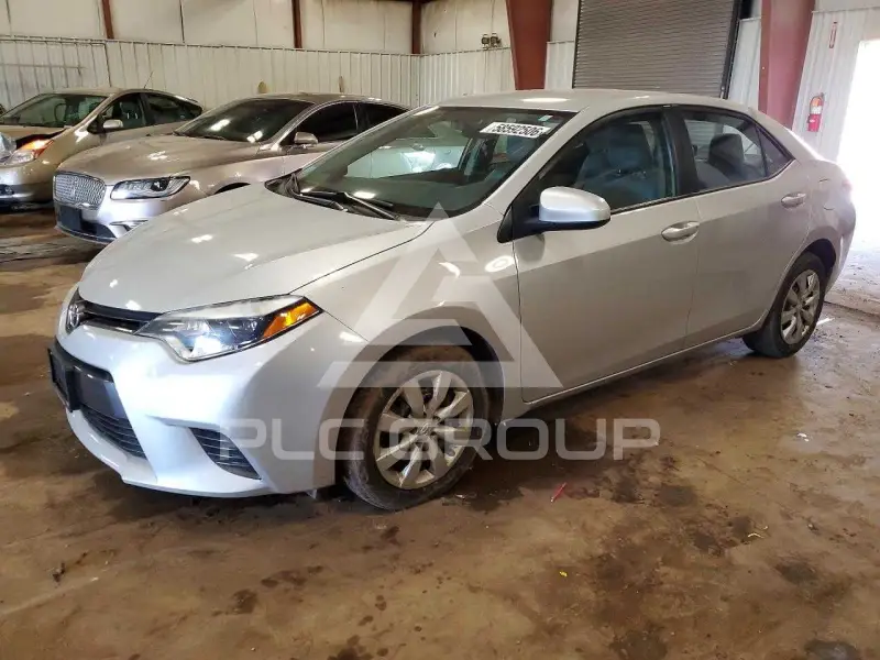 2016 Toyota COROLLA фото
