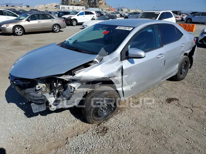 2016 Toyota COROLLA фото