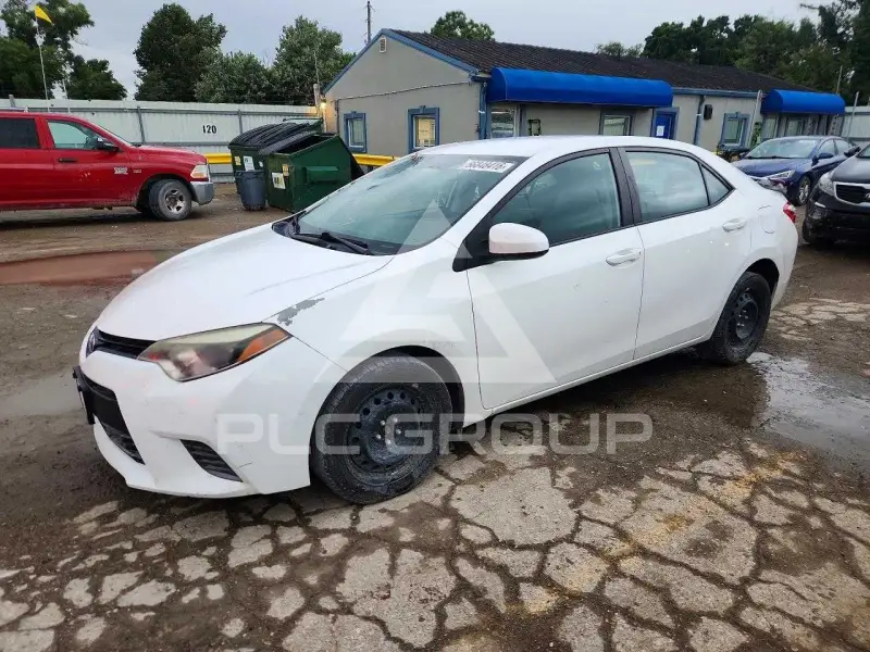 2016 Toyota COROLLA фото