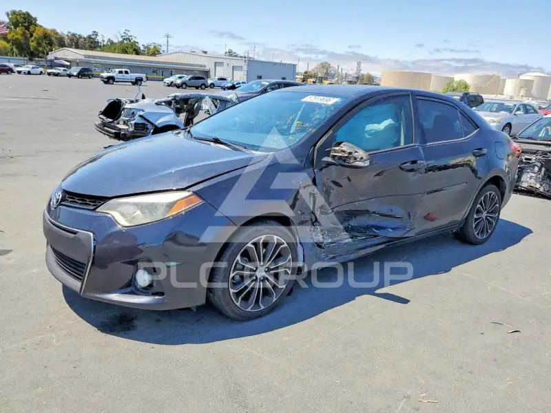 2016 Toyota COROLLA фото