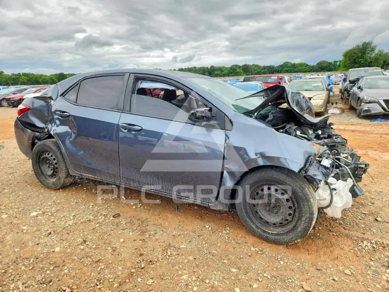 2016 Toyota COROLLA фото